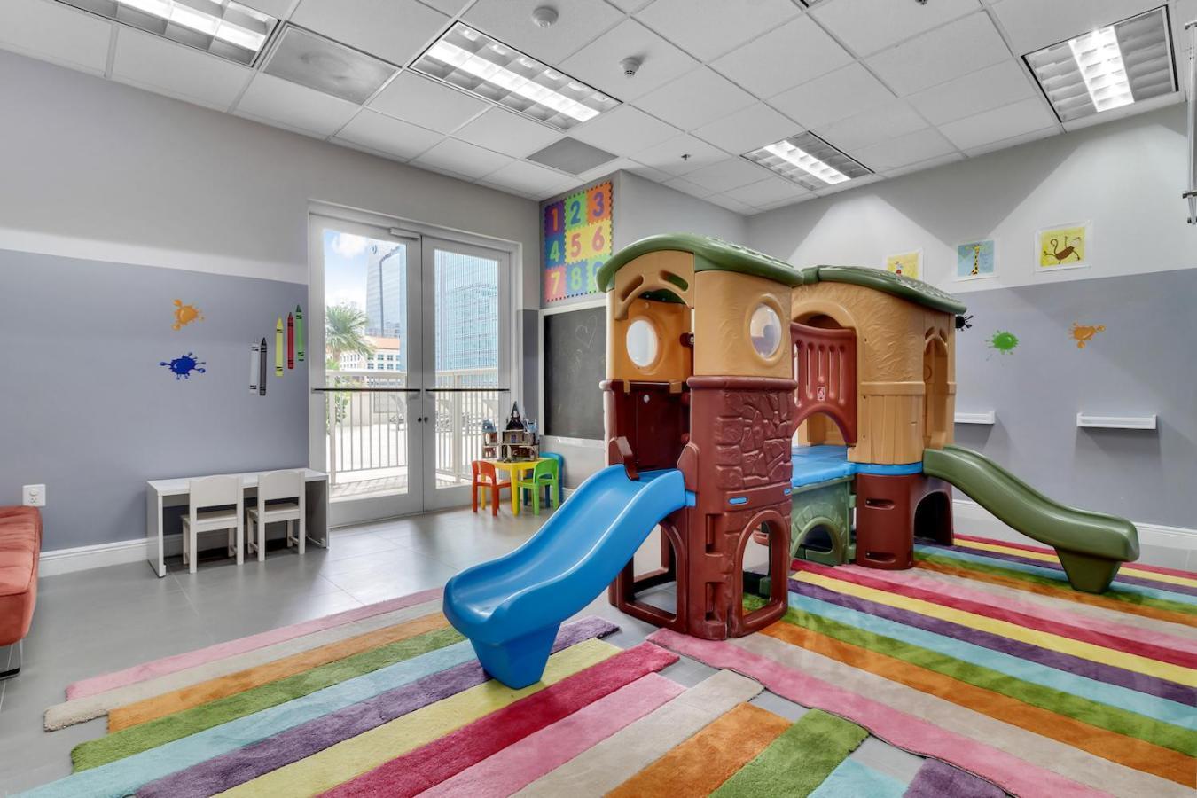 Spacious 2 Bed Unit In Brickell With Free Parking Apartamento Miami
