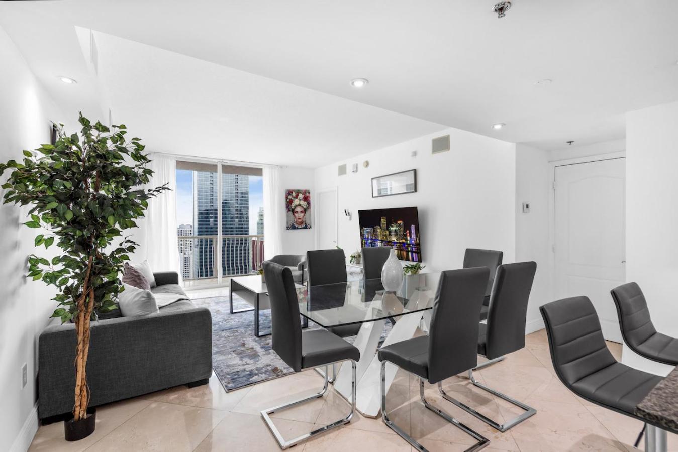Spacious 2 Bed Unit In Brickell With Free Parking Appartement Miami
